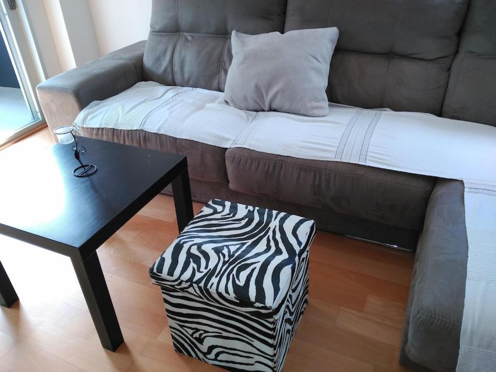 Luxury Flat, 3 Bedrooms, 2 Bathrooms And Swimming Pool Next To The Beach!! 산트 아드리아 데 베소스 외부 사진