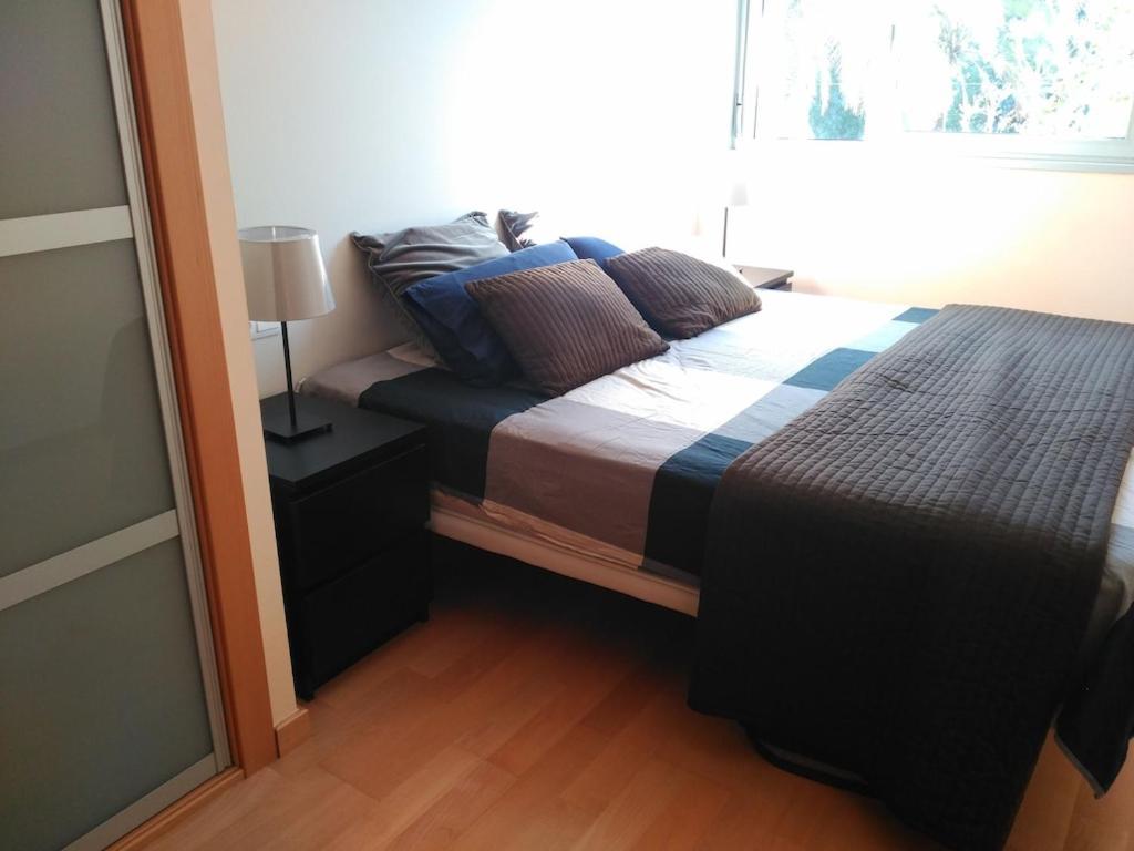 Luxury Flat, 3 Bedrooms, 2 Bathrooms And Swimming Pool Next To The Beach!! 산트 아드리아 데 베소스 외부 사진