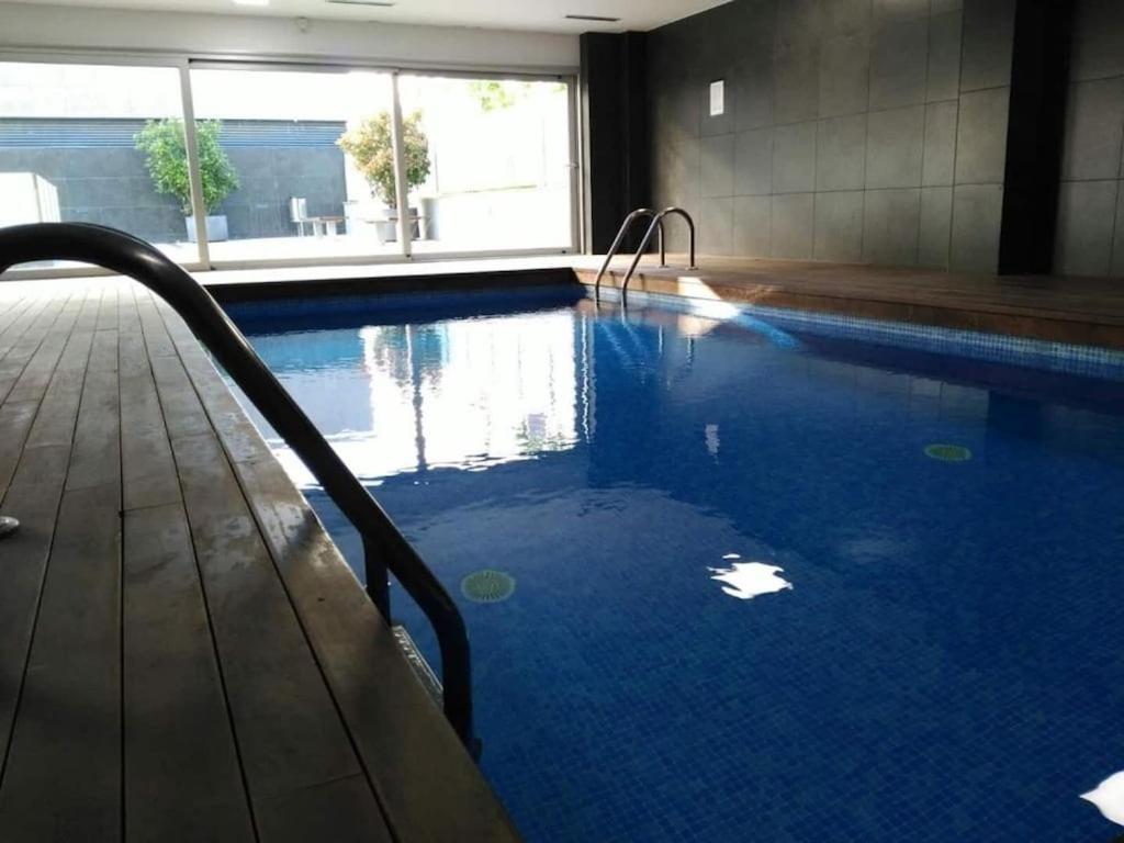 Luxury Flat, 3 Bedrooms, 2 Bathrooms And Swimming Pool Next To The Beach!! 산트 아드리아 데 베소스 외부 사진